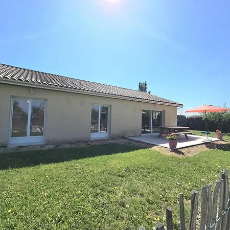 Maison Perigourdine Avec Piscine Privative, Internet Et Animaux Acceptes - Fr-1-616-476 * Sainte-Sabine-Born